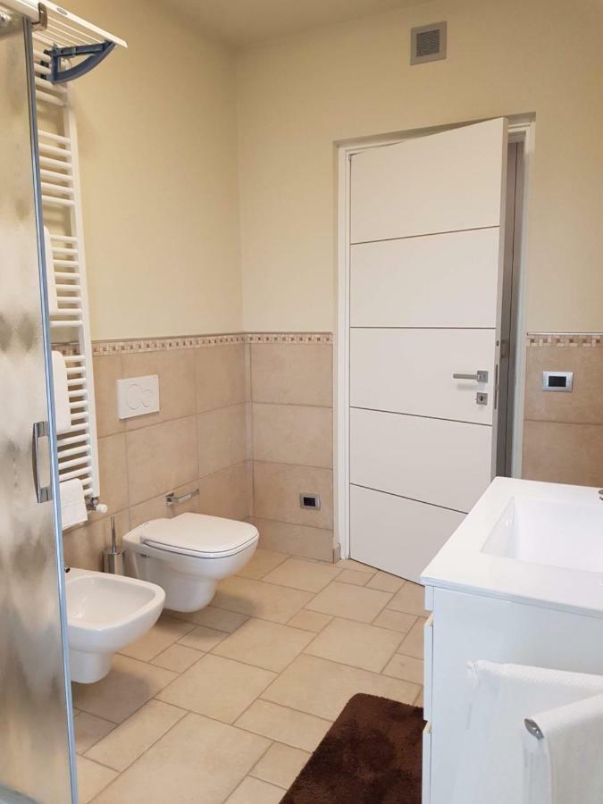 A&G Apartment Aosta - Elegante Casa 100 Mq Su Due Piani Con Wi-Fi-Giardino-Parcheggio 外观 照片